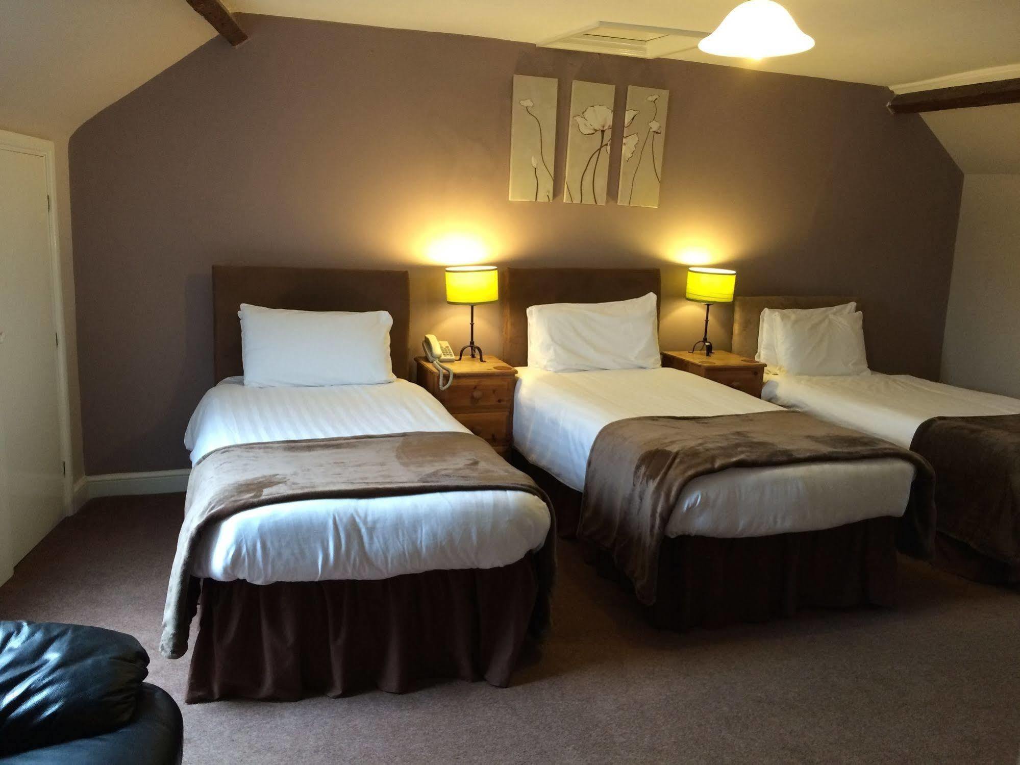 The Cromwell Arms Inn Bovey Tracey Kültér fotó