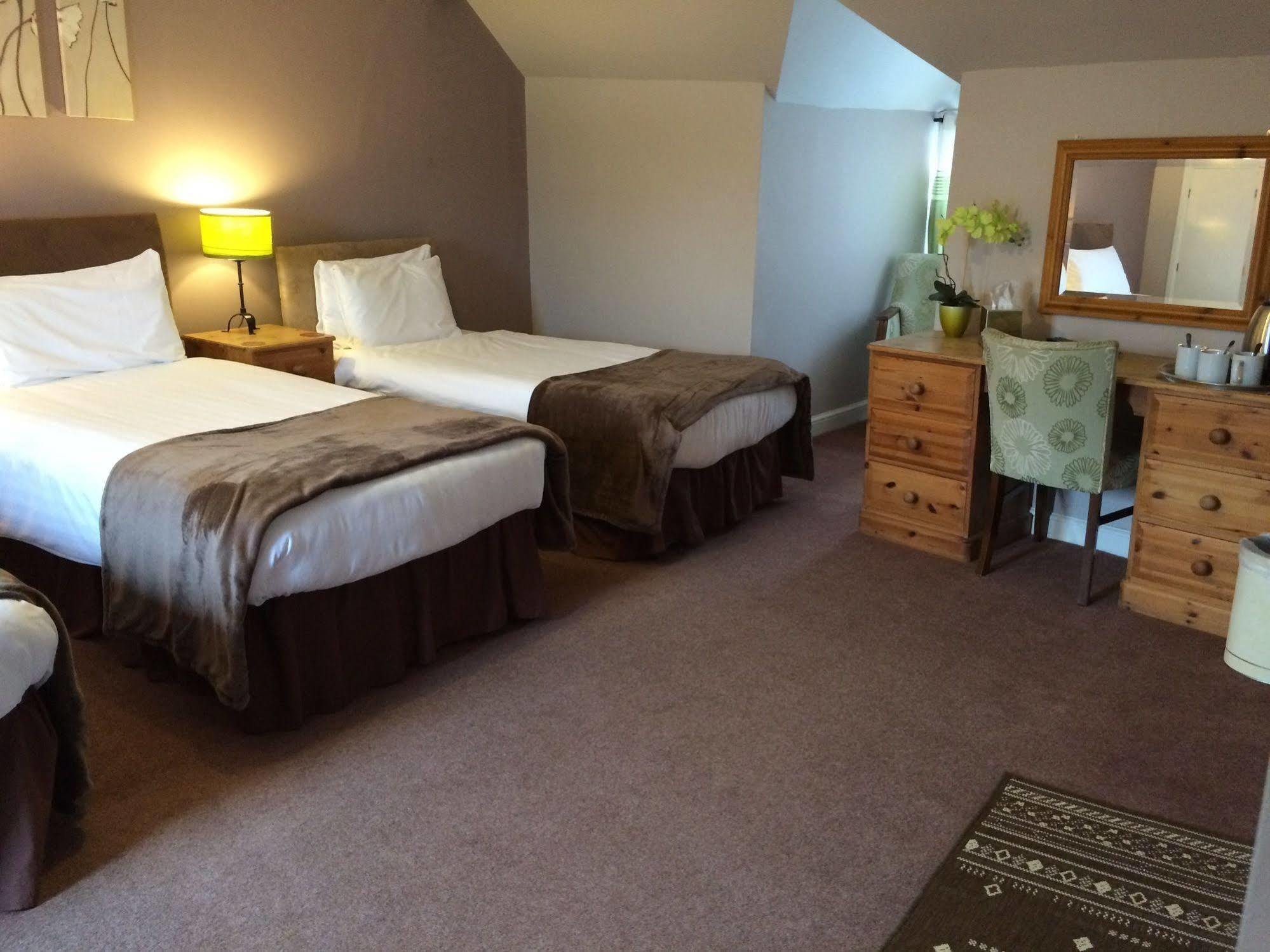 The Cromwell Arms Inn Bovey Tracey Kültér fotó