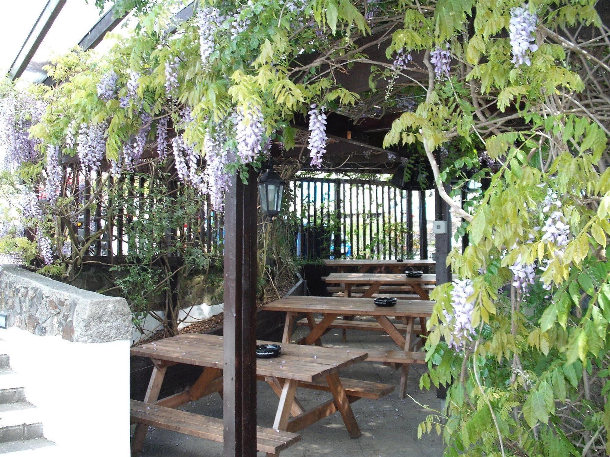 The Cromwell Arms Inn Bovey Tracey Kültér fotó